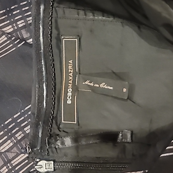 NWT, BCBGMaxAzria Bubble Hem Woven Taffeta Dress - Picture 3 of 4